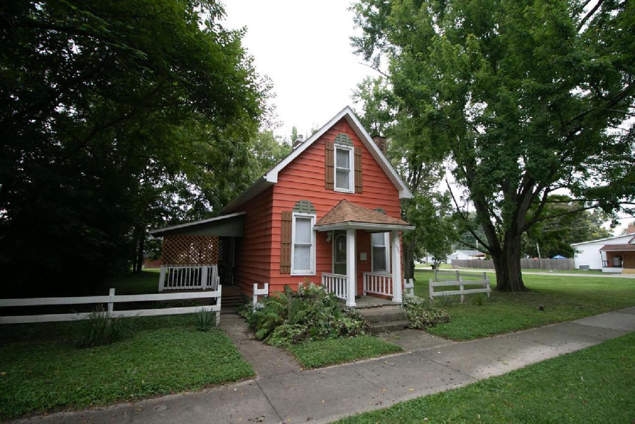 Downtown 2 Bedroom Cottage, Sleeps 6, Walking Distance To Honeywell, Downtown Restaurants, Shopping Wabash Extérieur photo