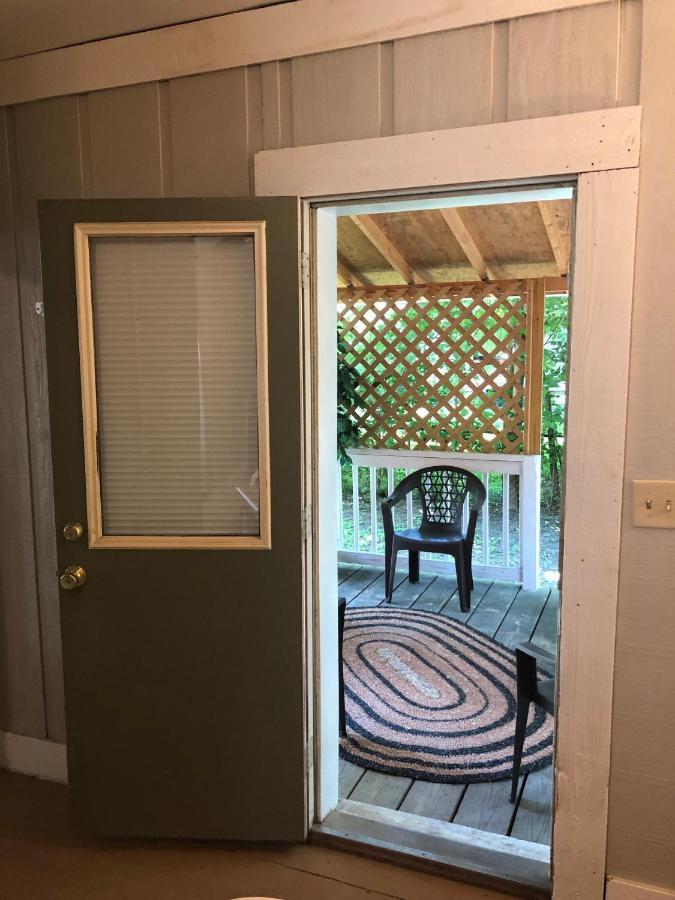Downtown 2 Bedroom Cottage, Sleeps 6, Walking Distance To Honeywell, Downtown Restaurants, Shopping Wabash Extérieur photo